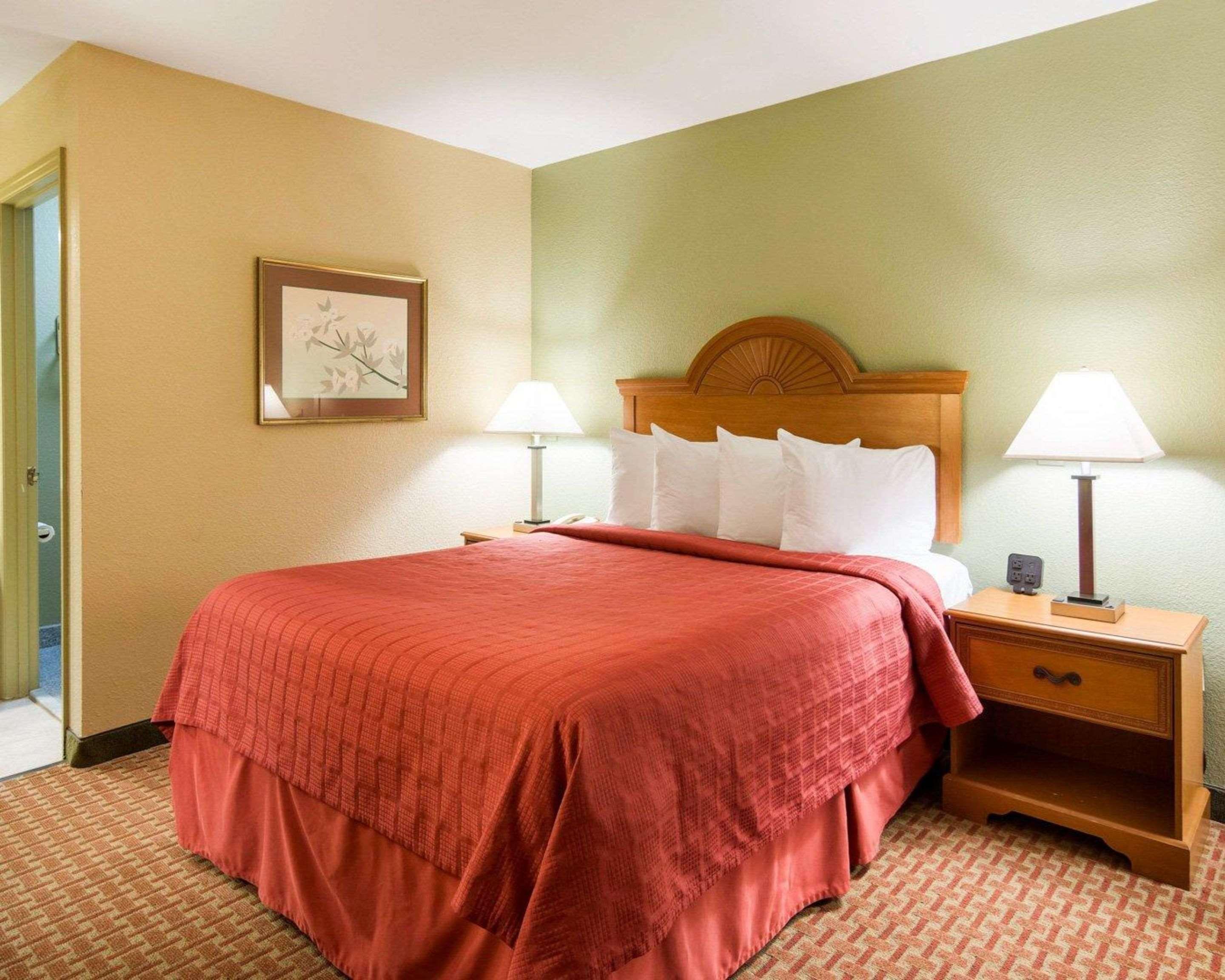 Quality Inn South Hill I-85 Exteriér fotografie
